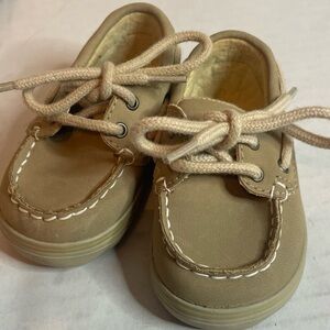 Sperry baby Intrepid Crib Boat Shoe, Linen/Oat, 1 Infant US Tan Top Sider Girls